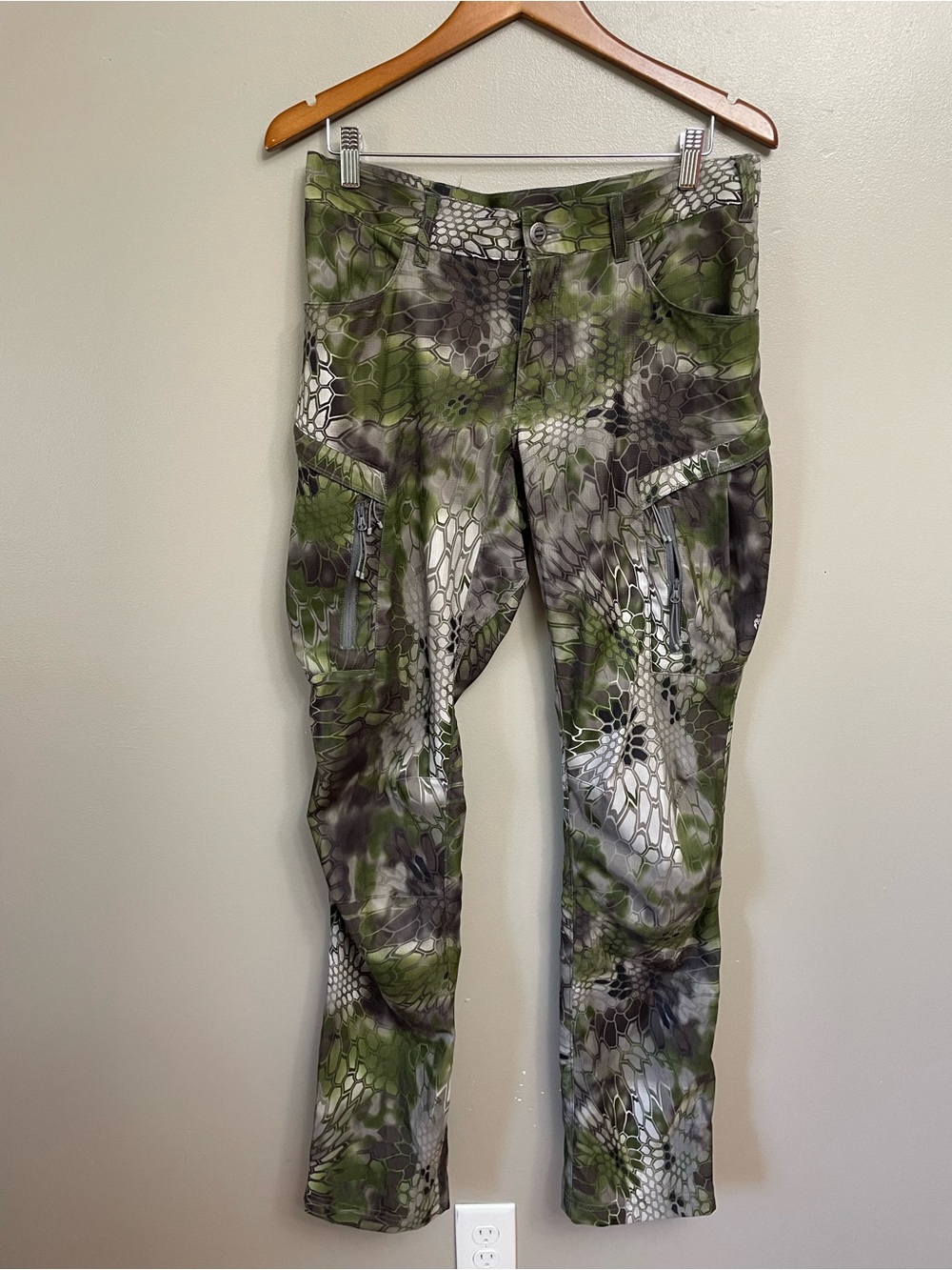 Kryptek Tactical Pants Men's Size 32 Long Sondra Cargo Hunting Military outdoors